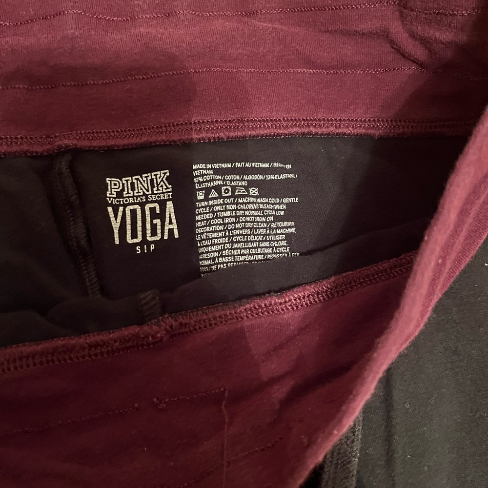 Women’s PINK Yoga tights - Picture 5 of 5